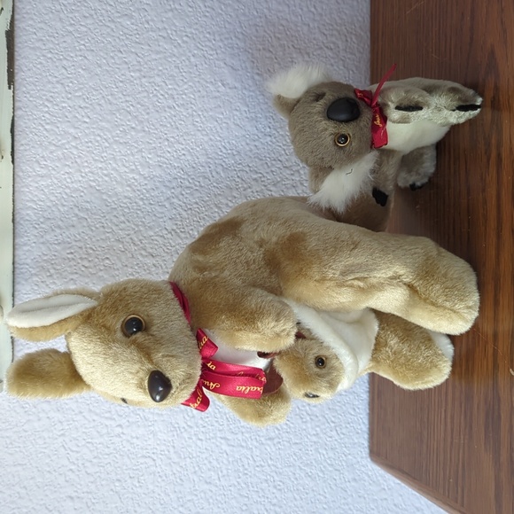 Like New I Love Aus Australia Plush Kangaroo Baby Joey Koala Bear Set - Picture 1 of 7